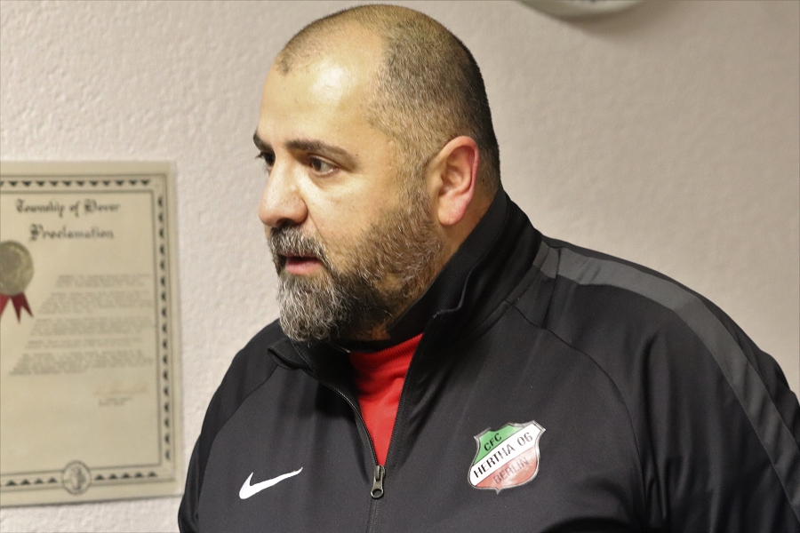 Hertha 06 zieht Kopf aus der Schlinge