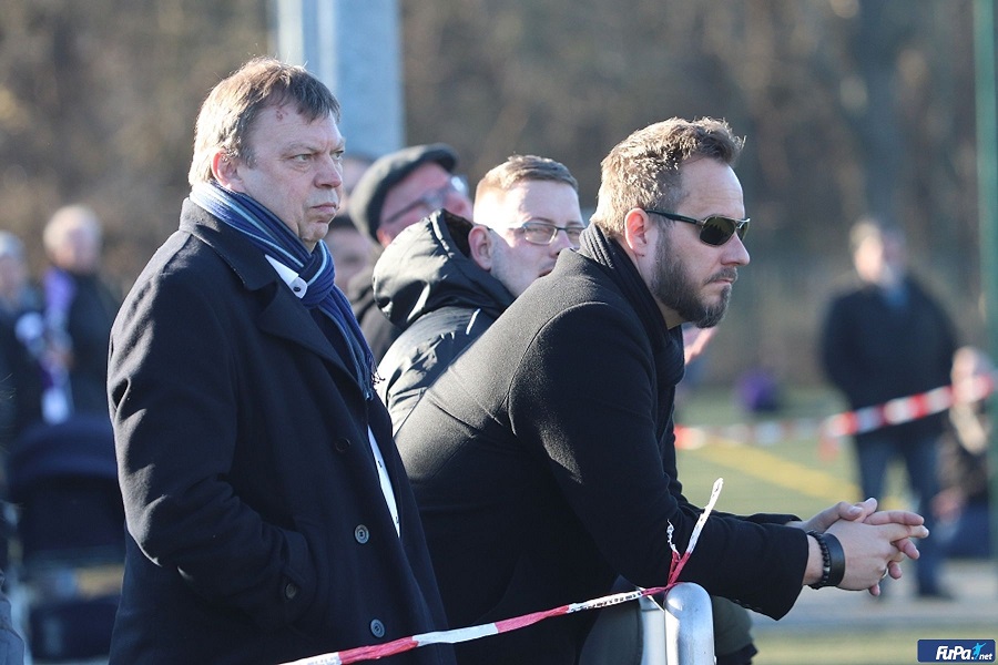 Halbe Million: Tebe verklagt Redlich wegen Veruntreuung