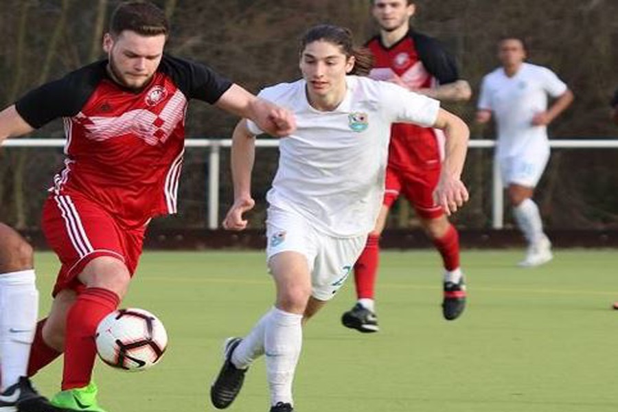 Hat sich Sandhowe Babaev zurück geholt ?