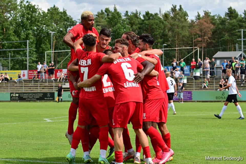 Berliner AK unaufhaltsam