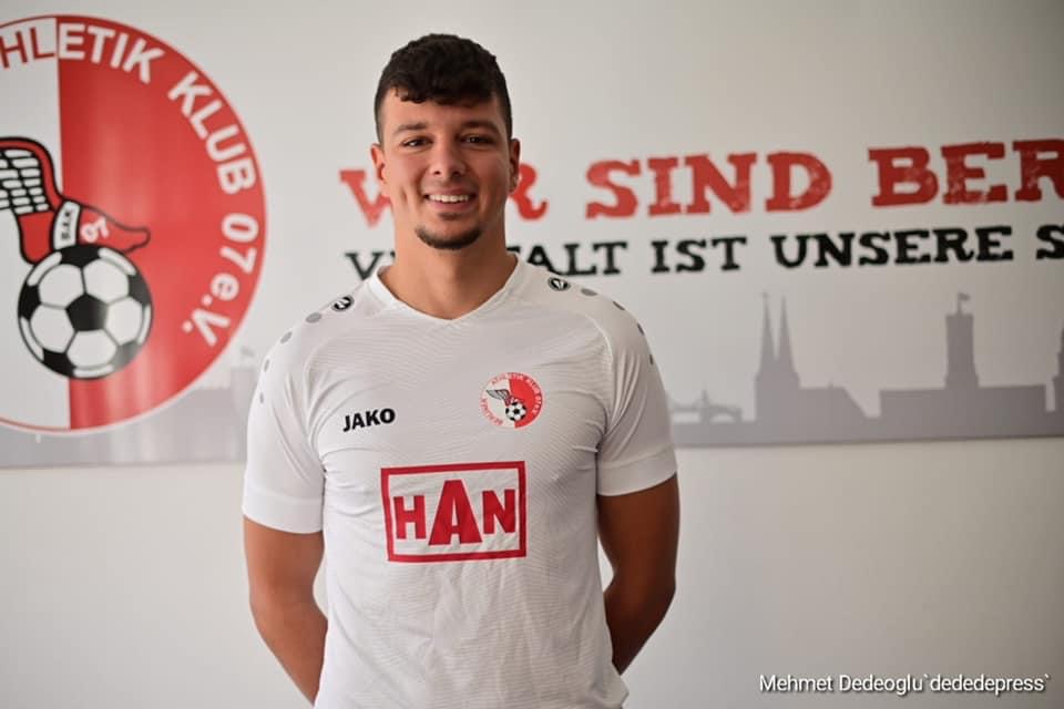 Berliner AK erhöht Konkurrenzkampf im Sturm