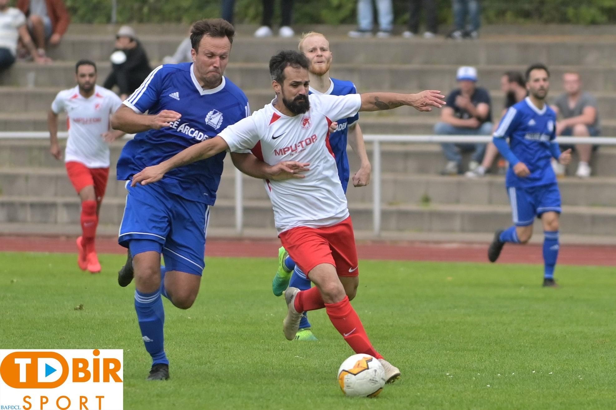 Türkiyemspor mit Faruk Namdar zum Spitzenreiter